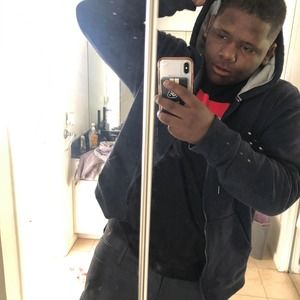 Meet your Posher, Maxwell